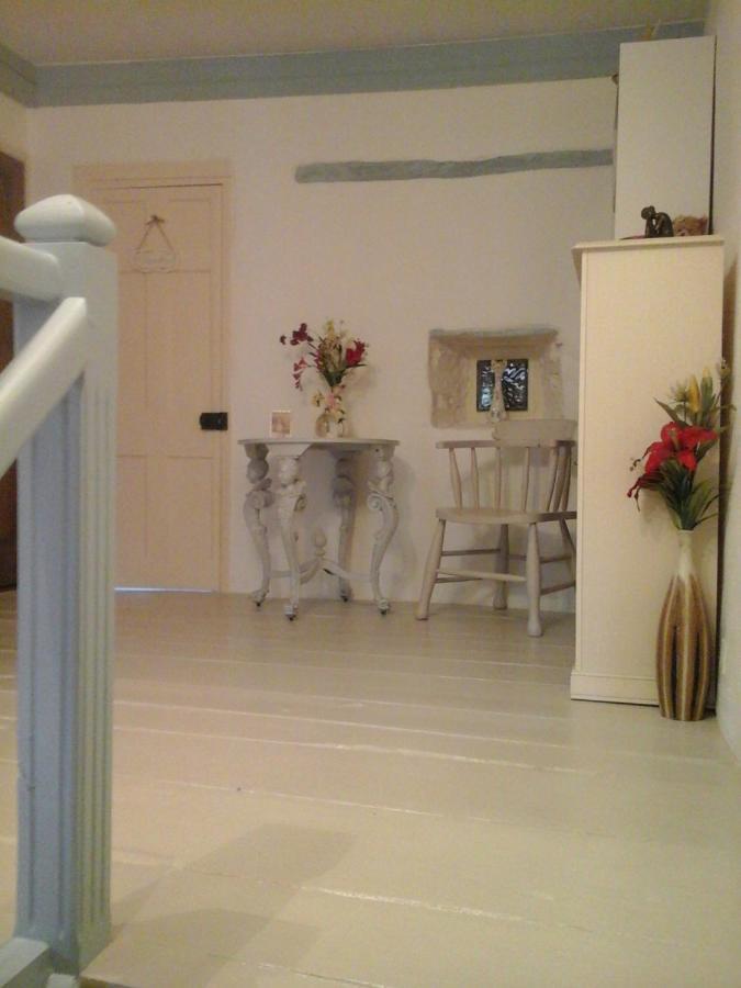 Montembœuf La Maison Des Fleurs מראה חיצוני תמונה